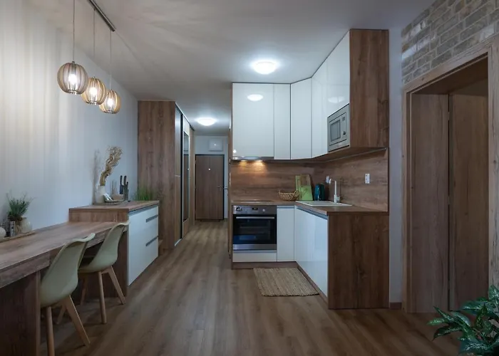 アパート Armeria 32 - *